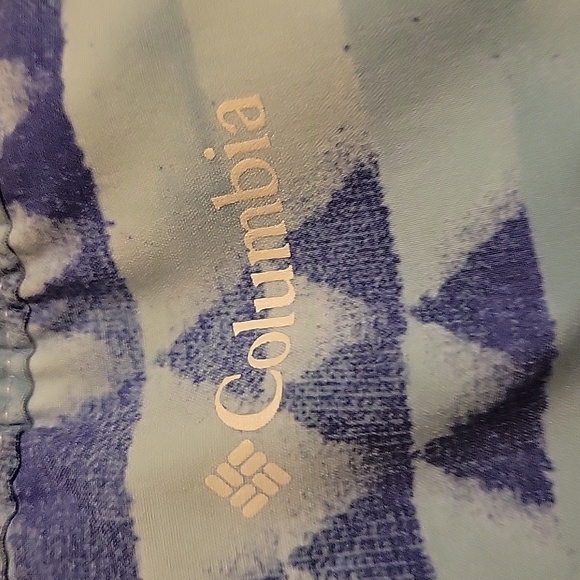 NWT: Women's Columbia Bogata Bay Stretch Printed Shorts - Picture 5 of 10